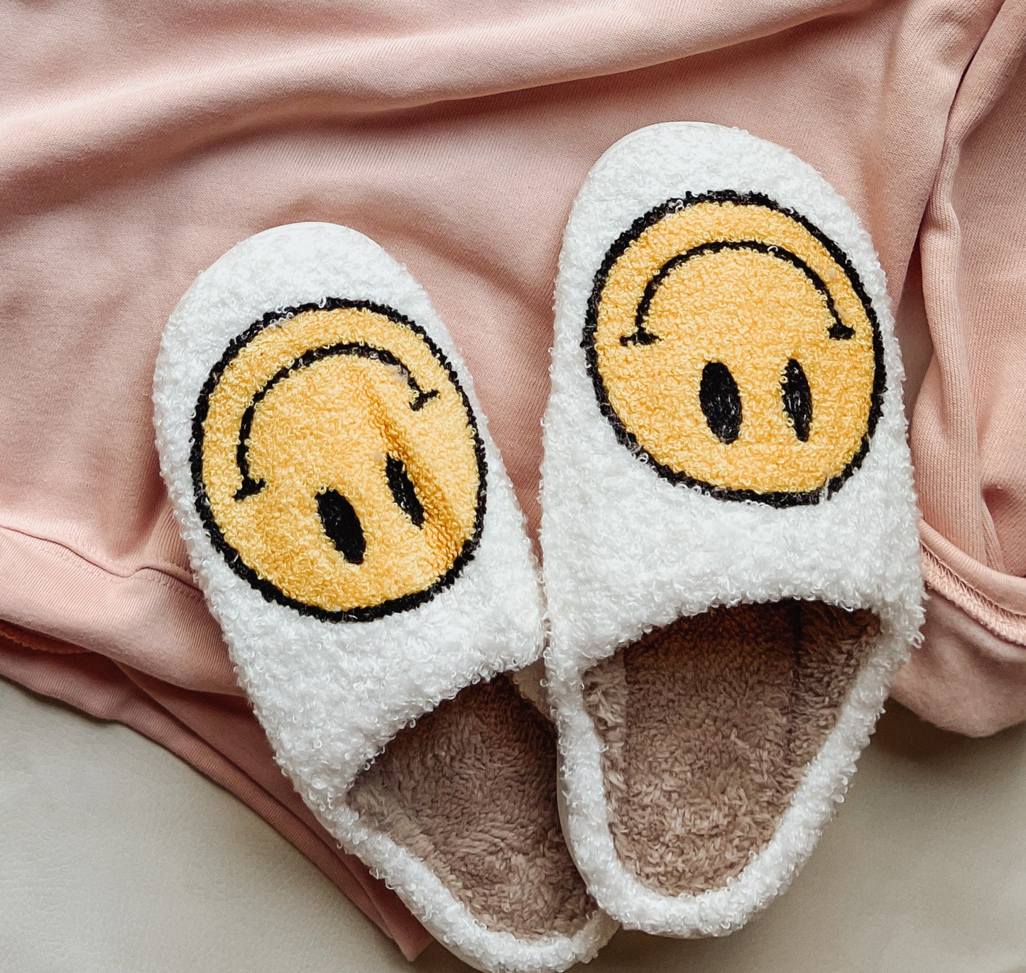 Happy Face Slippers (White and Yellow)